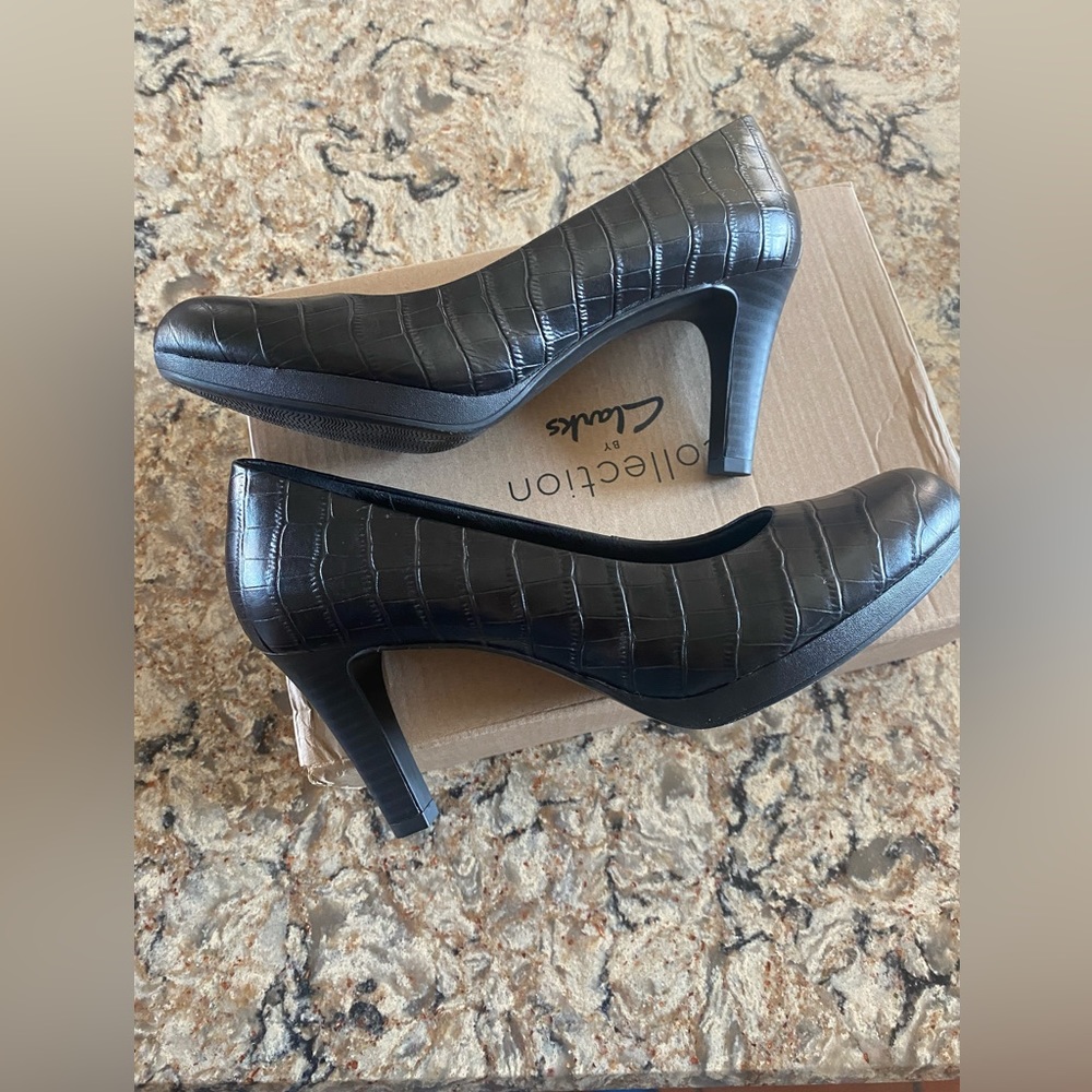 Clarks heels